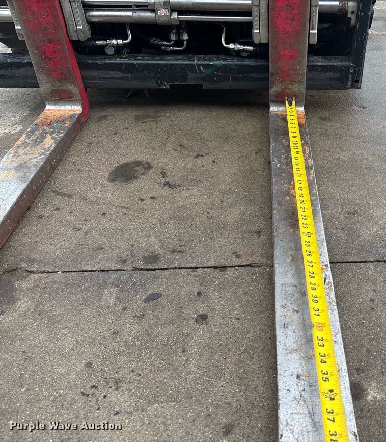 image for item DW7167 2020 Hyster H50FT forklift