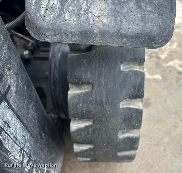 image for item DW7167 2020 Hyster H50FT forklift