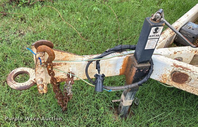 image for item DW7178 2015 Larson 5620 reel trailer