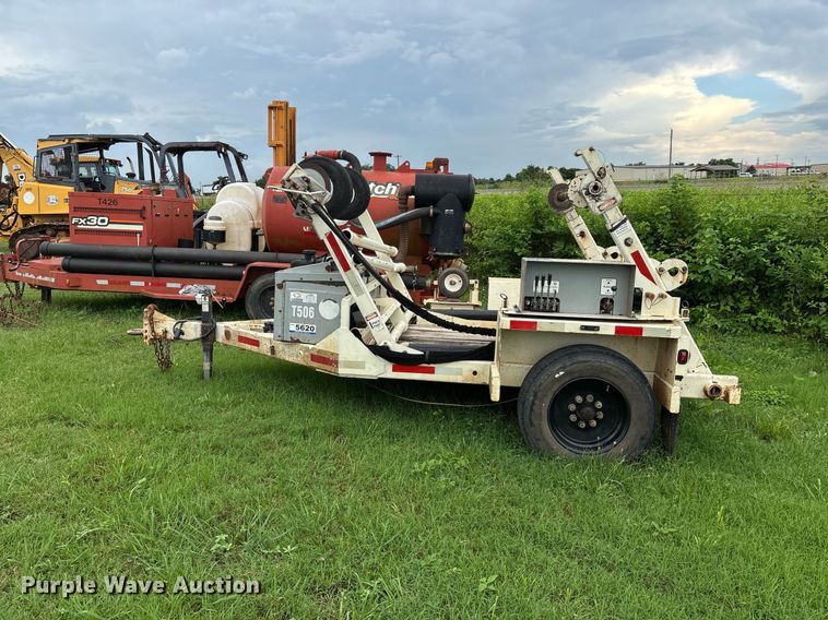 image for item DW7178 2015 Larson 5620 reel trailer