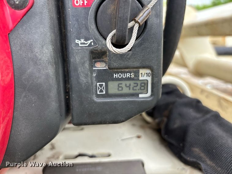 image for item DW7178 2015 Larson 5620 reel trailer