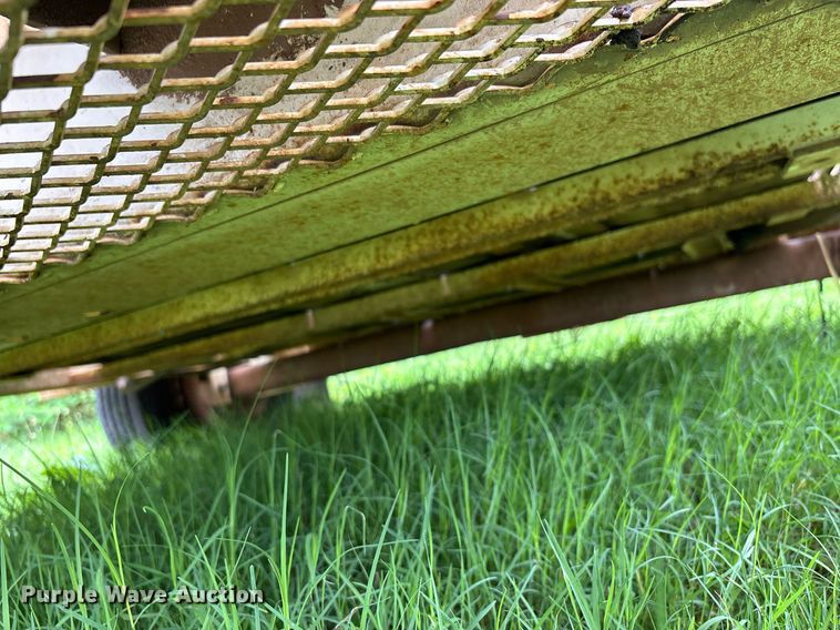 image for item DW7178 2015 Larson 5620 reel trailer