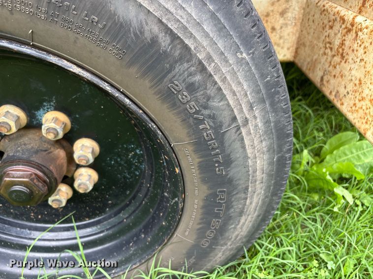 image for item DW7178 2015 Larson 5620 reel trailer