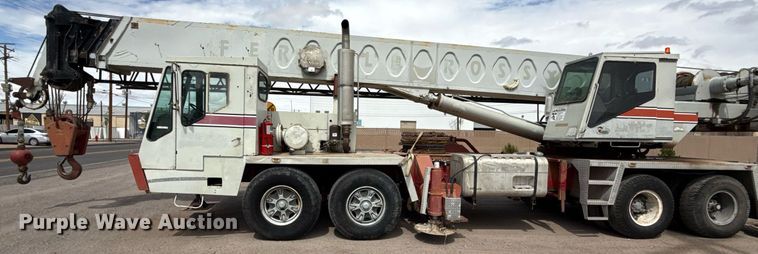 image for item DX5591 1981 FMC Link-Belt HTC-1040 crane