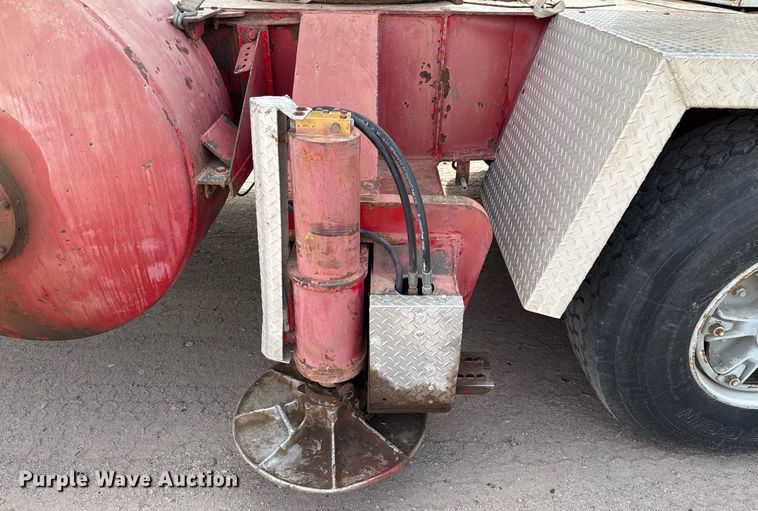 image for item DX5591 1981 FMC Link-Belt HTC-1040 crane