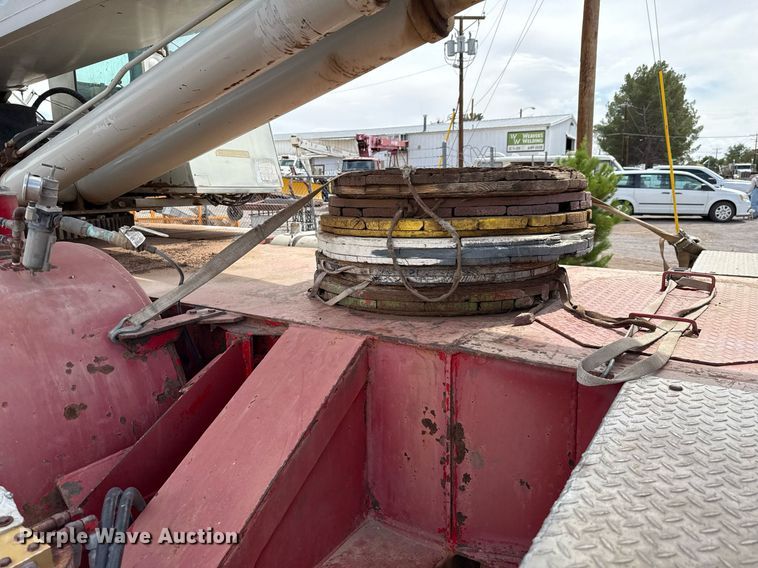 image for item DX5591 1981 FMC Link-Belt HTC-1040 crane