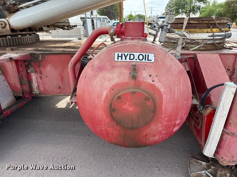 image for item DX5591 1981 FMC Link-Belt HTC-1040 crane