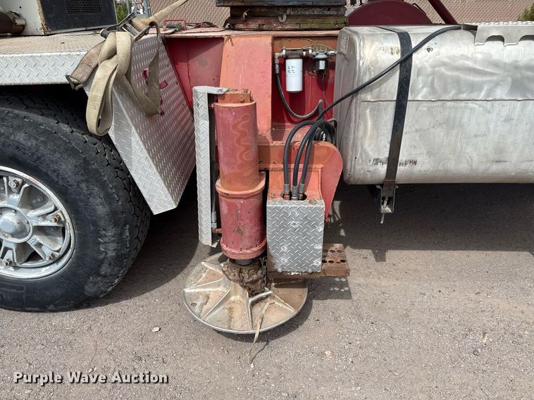 image for item DX5591 1981 FMC Link-Belt HTC-1040 crane