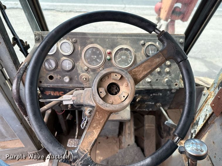 image for item DX5591 1981 FMC Link-Belt HTC-1040 crane