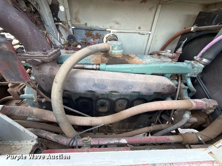 image for item DX5591 1981 FMC Link-Belt HTC-1040 crane