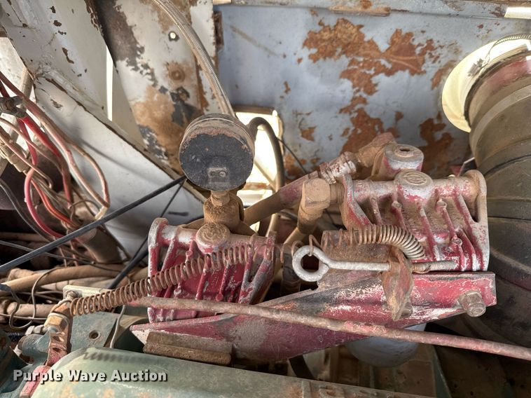 image for item DX5591 1981 FMC Link-Belt HTC-1040 crane