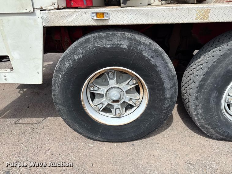 image for item DX5591 1981 FMC Link-Belt HTC-1040 crane