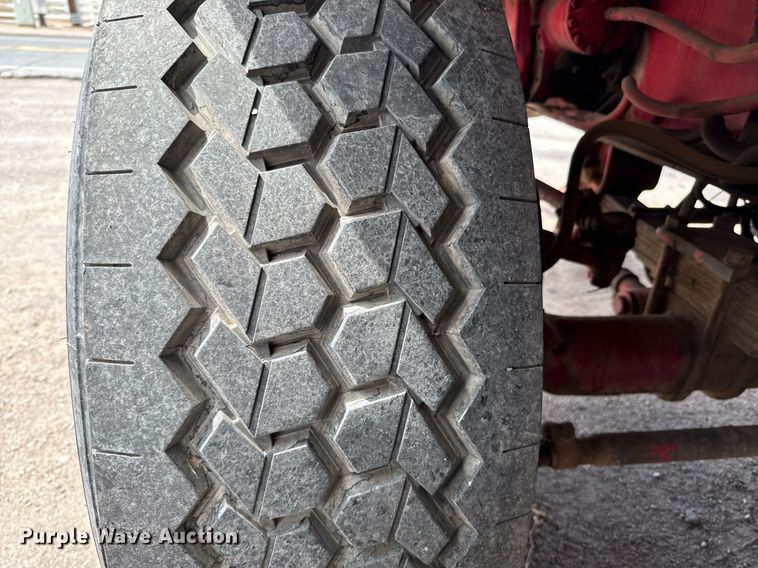 image for item DX5591 1981 FMC Link-Belt HTC-1040 crane