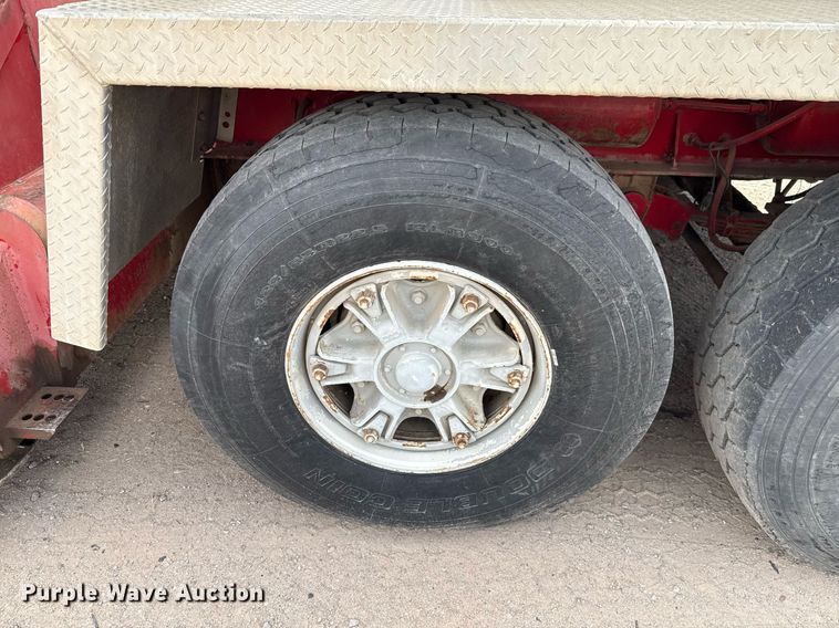 image for item DX5591 1981 FMC Link-Belt HTC-1040 crane