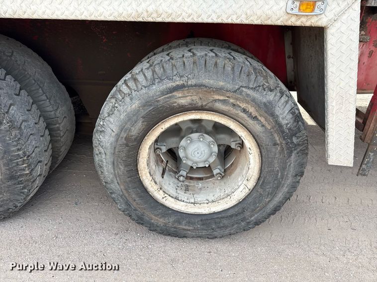 image for item DX5591 1981 FMC Link-Belt HTC-1040 crane