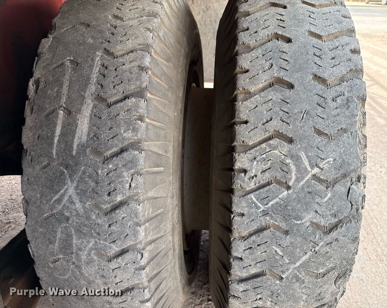 image for item DX5591 1981 FMC Link-Belt HTC-1040 crane