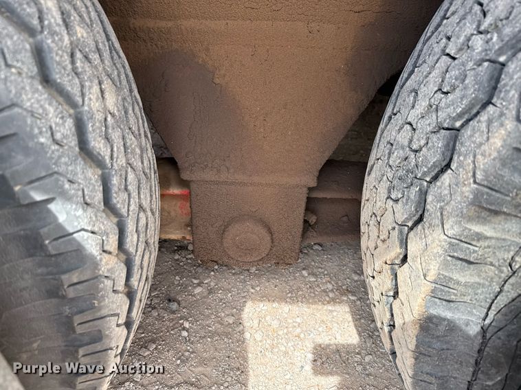 image for item DX5591 1981 FMC Link-Belt HTC-1040 crane