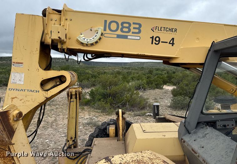 image for item DX5607 1993 Gehl 1083 telehandler