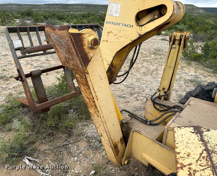 image for item DX5607 1993 Gehl 1083 telehandler