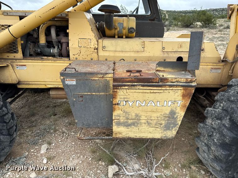 image for item DX5607 1993 Gehl 1083 telehandler