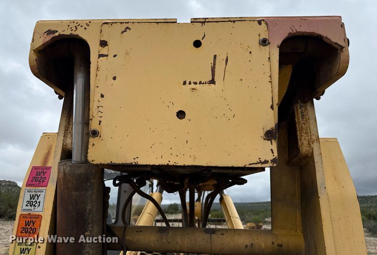 image for item DX5607 1993 Gehl 1083 telehandler