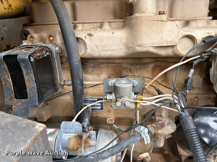 image for item DX5607 1993 Gehl 1083 telehandler