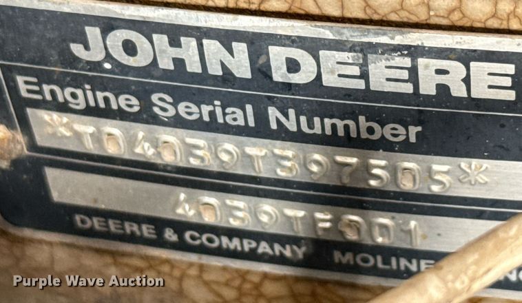 image for item DX5607 1993 Gehl 1083 telehandler