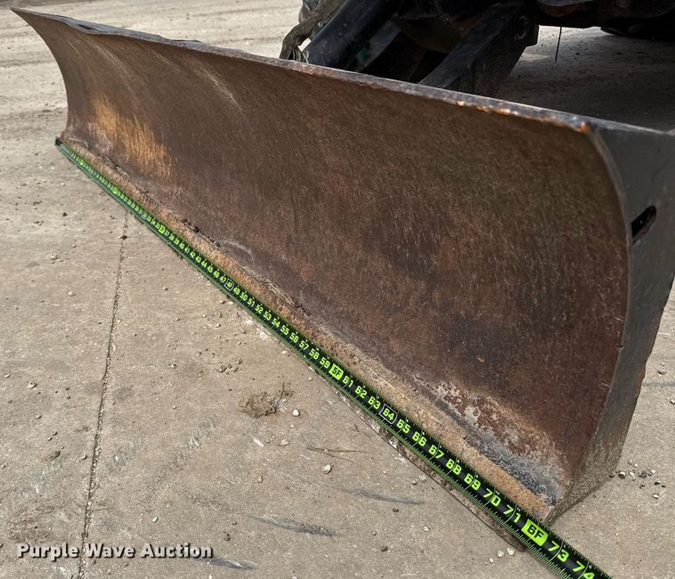 image for item DX5609 2003 Ditch Witch RT70M trencher