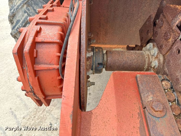 image for item DX5609 2003 Ditch Witch RT70M trencher