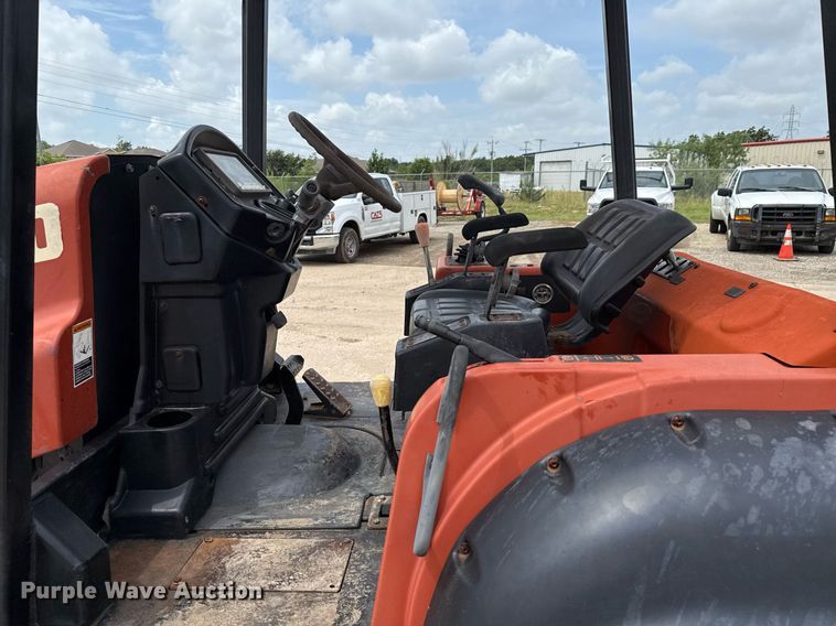 image for item DX5609 2003 Ditch Witch RT70M trencher