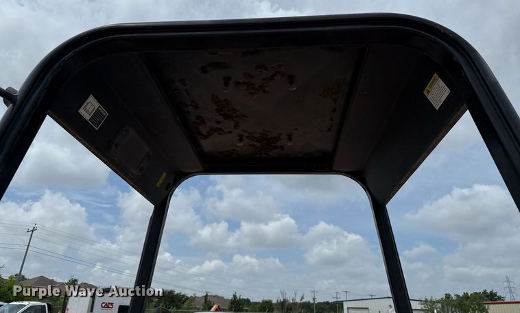 image for item DX5609 2003 Ditch Witch RT70M trencher