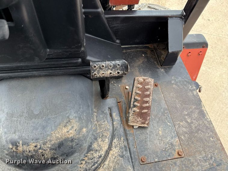 image for item DX5609 2003 Ditch Witch RT70M trencher