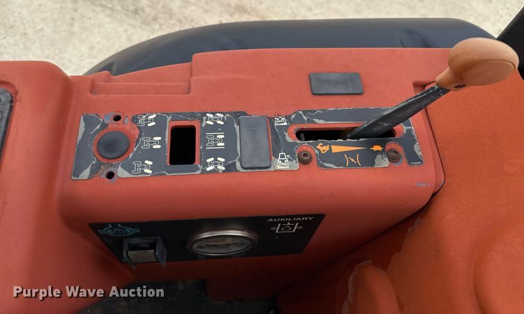 image for item DX5609 2003 Ditch Witch RT70M trencher