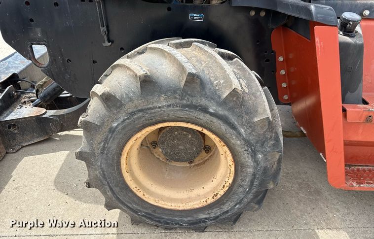 image for item DX5609 2003 Ditch Witch RT70M trencher