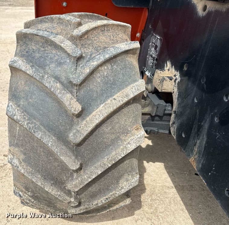 image for item DX5609 2003 Ditch Witch RT70M trencher