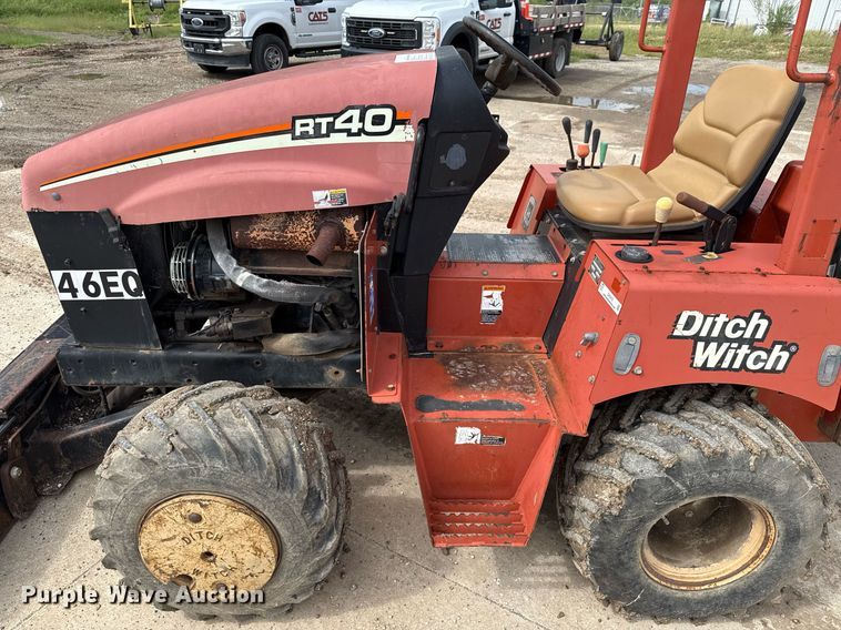 image for item DX5610 2007 Ditch Witch RT40 trencher