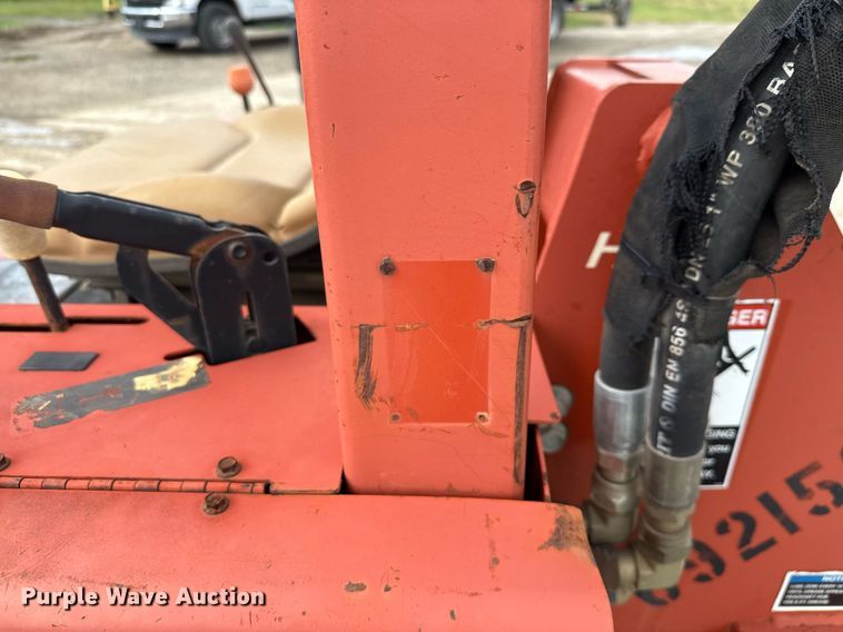 image for item DX5610 2007 Ditch Witch RT40 trencher
