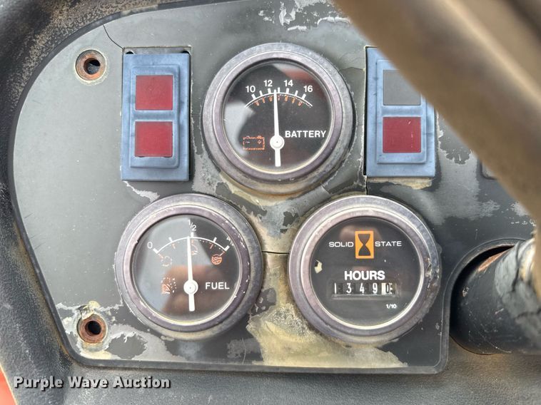 image for item DX5610 2007 Ditch Witch RT40 trencher