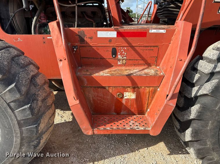 image for item DX5611 2004 Ditch Witch RT185T rock saw