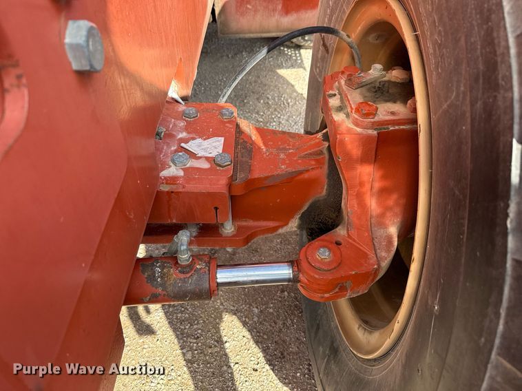 image for item DX5611 2004 Ditch Witch RT185T rock saw