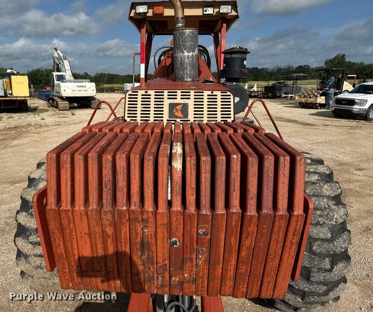 image for item DX5611 2004 Ditch Witch RT185T rock saw