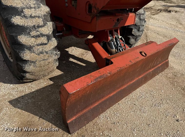 image for item DX5611 2004 Ditch Witch RT185T rock saw