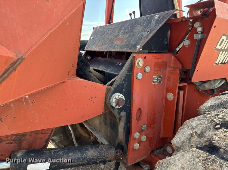 image for item DX5611 2004 Ditch Witch RT185T rock saw