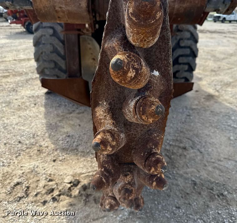 image for item DX5611 2004 Ditch Witch RT185T rock saw