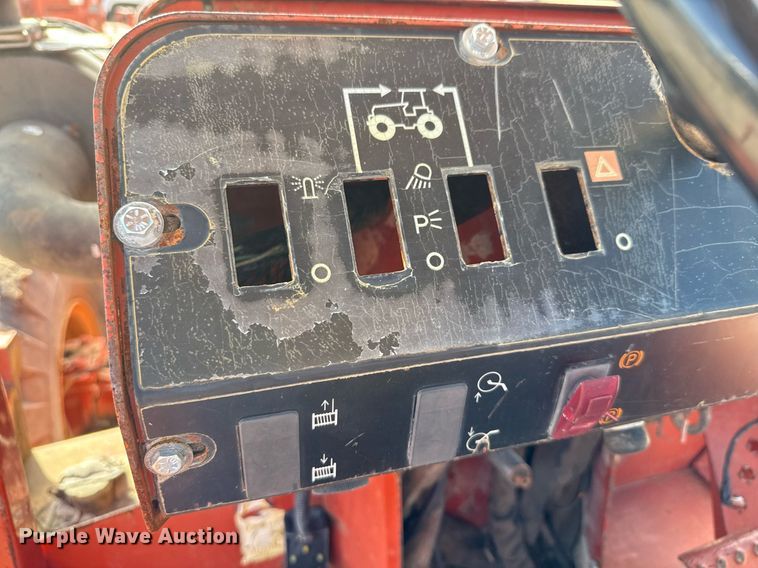 image for item DX5611 2004 Ditch Witch RT185T rock saw