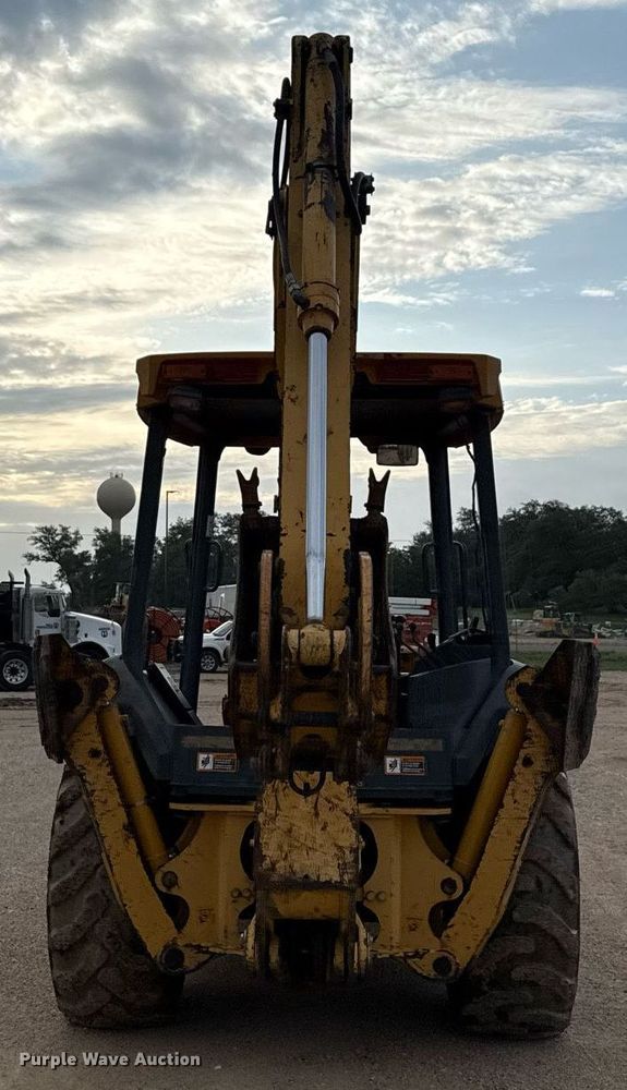 image for item DX5612 2001 John Deere 310G backhoe