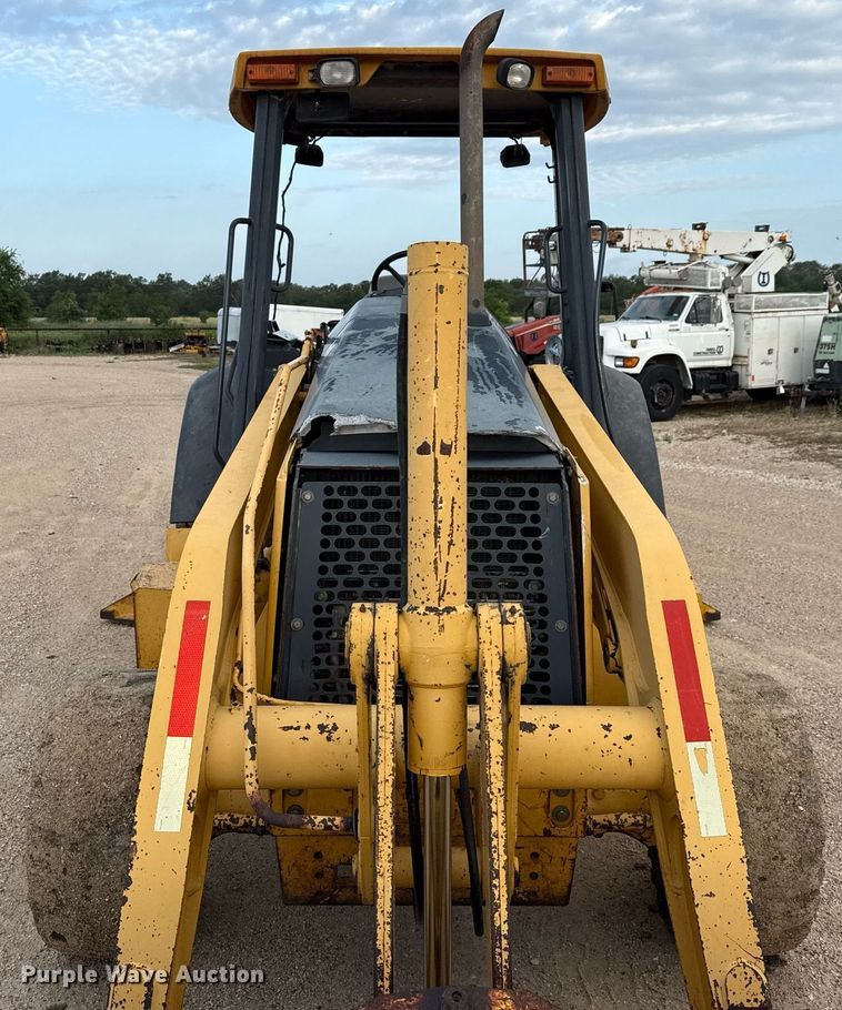 image for item DX5612 2001 John Deere 310G backhoe