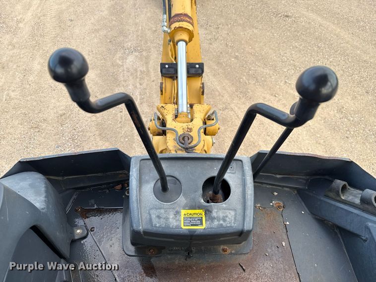 image for item DX5612 2001 John Deere 310G backhoe