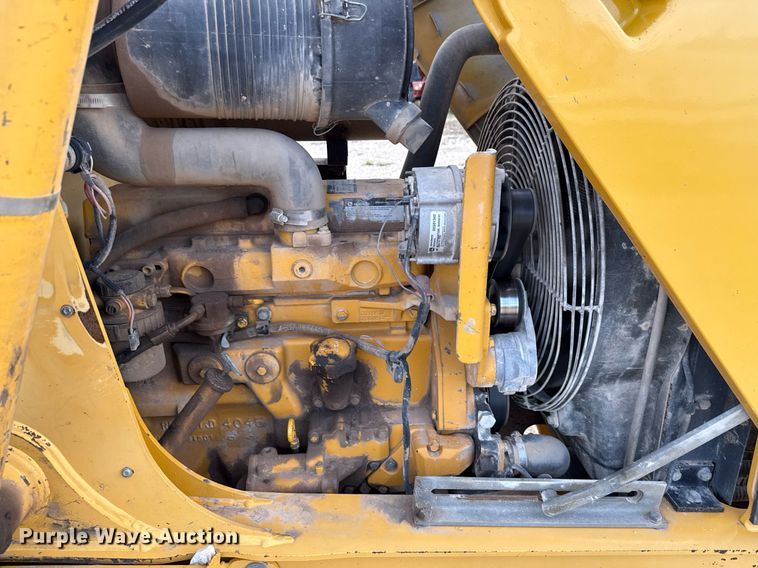 image for item DX5612 2001 John Deere 310G backhoe