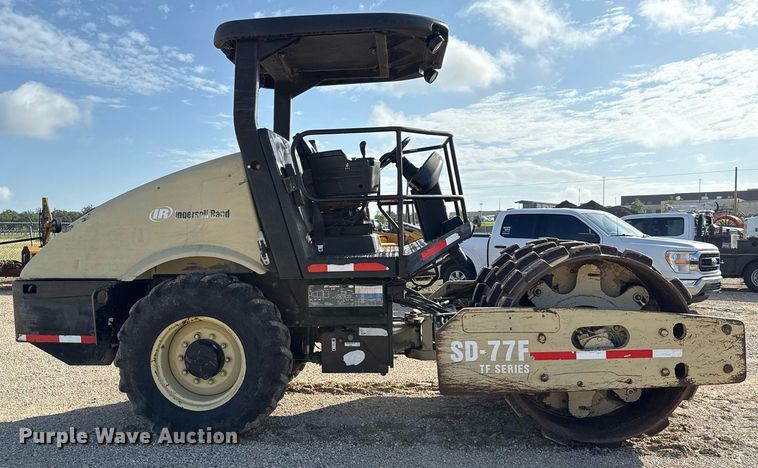 image for item DX5614 2002 Ingersoll-Rand SD77F TF single drum vibratory roller